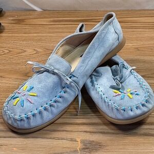 DKNY Moccasins Womens 9.5 Light Blue Suede Beaded Flats Good Made in Spain Boho